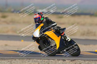 media/Sep-09-2023-SoCal Trackdays (Sat) [[6f49351c42]]/Turn 15 (745am)/